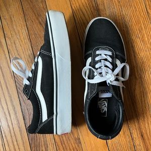 Vans Ward Platform Sneakers